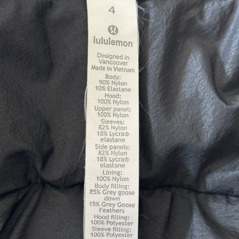 lululemon athletica Black Women's Hooded Quilted Puffer Jacket - Picture 4 of 4